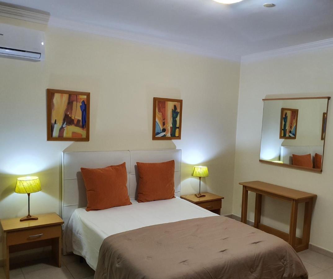 Flamingo Apartments Portimao Bagian luar foto